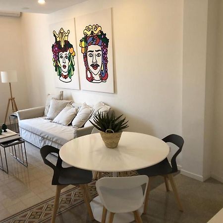 Palazzo Caltagirone Suite Палермо Экстерьер фото