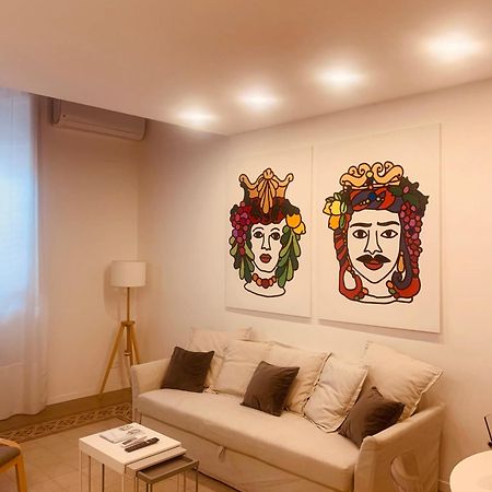 Palazzo Caltagirone Suite Палермо Экстерьер фото